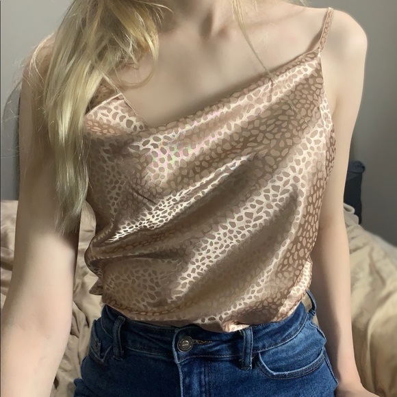 3/$30 𝅺✨new✨ Cowl-Neck Satin Cami Nude Patterned - Picture 1 of 5